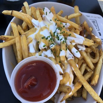 Offshore Rooftop - The Stack - New American Near Me - Chicago, Illinois