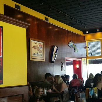 Las Palmas Cuban Restaurant - Nice Cuban/tropical style interior. - Cuban Near Me - Mount Dora, Florida