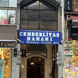 Çemberlitaş Hamamı - Front Entrance