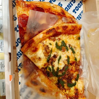 Togni's - Pizza Near Me - Belgrano, C