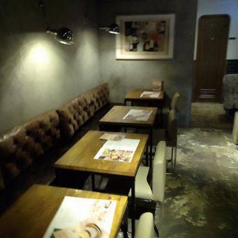 The Coffee Academics - Tables - Coffee & Tea Near Me - Hong Kong, HK The Coffee Academics - Tables - Coffee & Tea Near Me - Hong Kong, HK