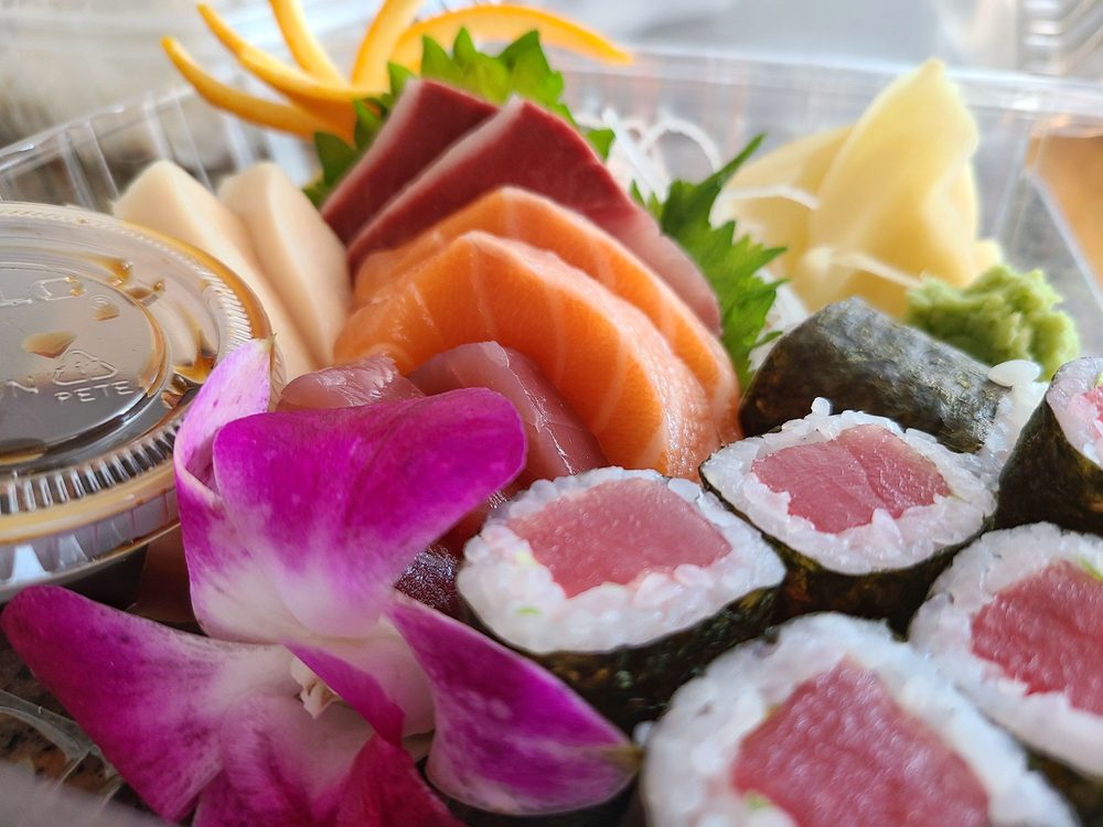 Akami Sushi Bar