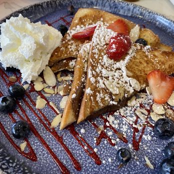 Utopia Caffe - French Nutella Toast (4 pcs) - Breakfast & Brunch Near Me - Tustin, California