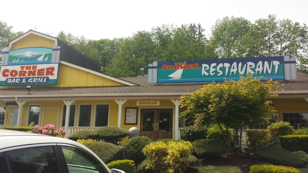 Corner Bar & Grill by null