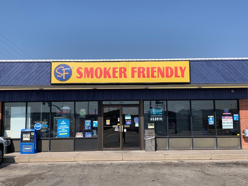 SMOKER FRIENDLY Updated September 2024 1900 Harrison Dr, Evanston