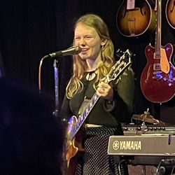Miss Leticia Music School - Emily Margaret from Miss Leticia Music School plays a gig at the Luthier's Co-op.