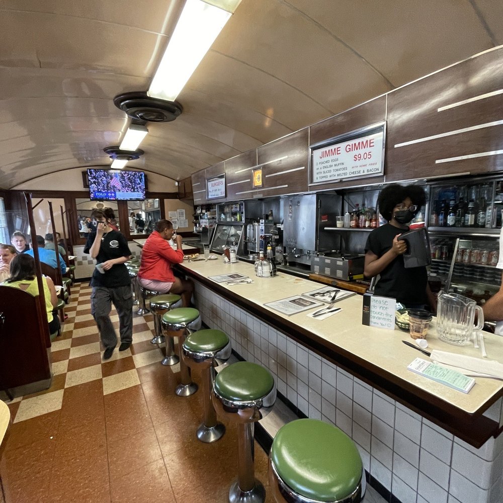 Modern Diner - Diners Near Me - Pawtucket, Rhode Island
