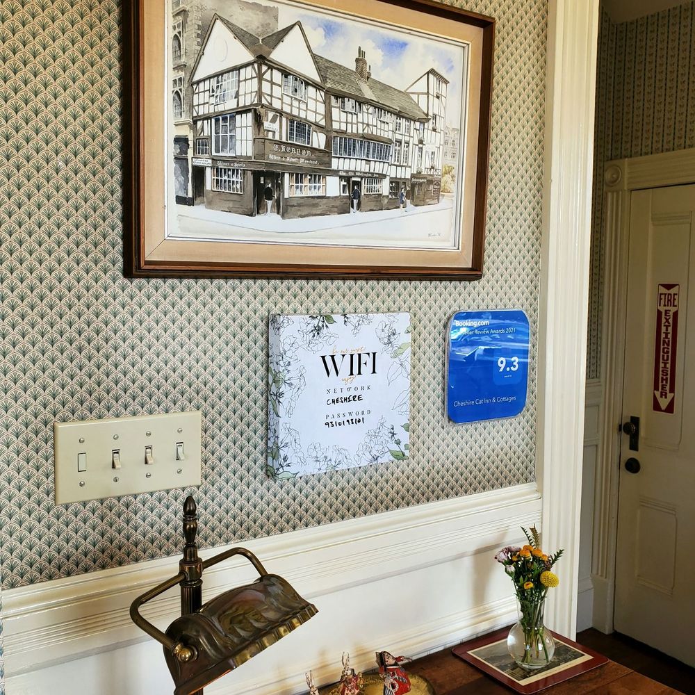 Cheshire Cat Inn - Bed & Breakfast Near Me - Santa Barbara, California