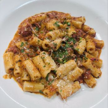 Paradiso Restaurant - Rigatoni Bolognese - Italian Near Me - San Leandro, California Paradiso Restaurant - Rigatoni Bolognese - Italian Near Me - San Leandro, California