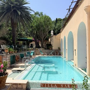Villa Sarah - The pool at Villa Sarah - Hotels Near Me - Capri, NA