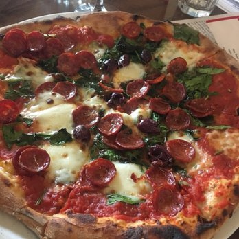 850 Degrees Pizzeria - Pizza Near Me - Etobicoke, Ontario