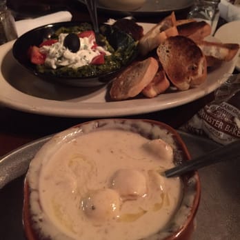 Horsefeathers - Chowder and extremely delicious spinach deep - American Near Me - Tarrytown, New York Horsefeathers - Chowder and extremely delicious spinach deep - American Near Me - Tarrytown, New York
