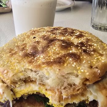 Bartlett House - Yummy Hashbrown Sandwich & Vanilla Dairy-Free Oat Milk Milkshake - Cafes Near Me - Ghent, New York Bartlett House - Yummy Hashbrown Sandwich & Vanilla Dairy-Free Oat Milk Milkshake - Cafes Near Me - Ghent, New York