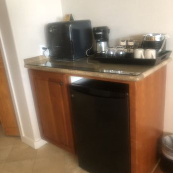 Moonstone Landing - Microwave and the fridge - Hotels Near Me - Cambria, California