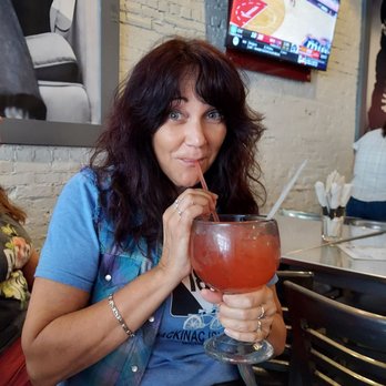 Sing It or Wing It - Karaoke Near Me - Chattanooga, Tennessee Sing It or Wing It - Karaoke Near Me - Chattanooga, Tennessee