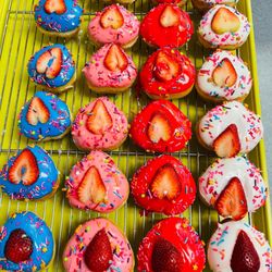 Donuts Hot & Fresh Kolaches