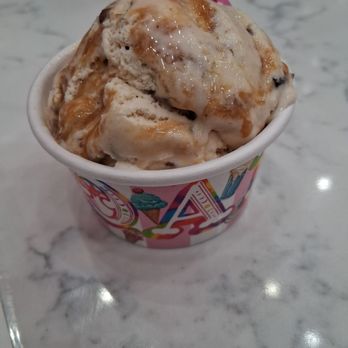 Sloan's Ice Cream - Uptown Boca - Snickers - Ice Cream & Frozen Yogurt Near Me - Boca Raton, Florida Sloan's Ice Cream - Uptown Boca - Snickers - Ice Cream & Frozen Yogurt Near Me - Boca Raton, Florida