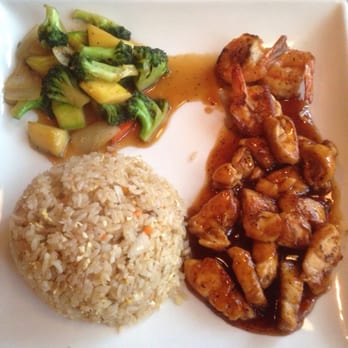 Fuji Grill II - Chicken and shrimp combo with hibachi fried rice ($2 extra for hibachi rice) comes with white rice without the extra charge. - Japanese Near Me - Buffalo, New York