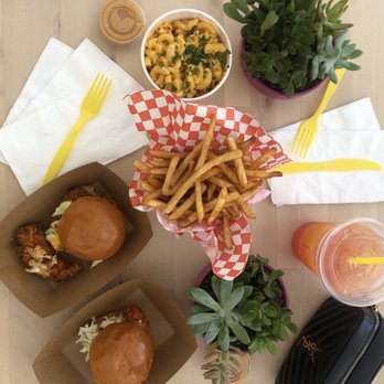 Chick Next Door - Spicy chicken sliders, fries, mac and cheese, and the best watermelon lemonade - Chicken Shop Near Me - Glendale, California Chick Next Door - Spicy chicken sliders, fries, mac and cheese, and the best watermelon lemonade - Chicken Shop Near Me - Glendale, California