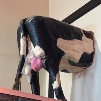 Mo's Grill - Cow. - Burgers Near Me - San Francisco, California Mo's Grill - Cow. - Burgers Near Me - San Francisco, California