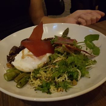 De Bajes - Asparagus, burrata, beets - Restaurants Near Me - Amsterdam, New Hampshire
