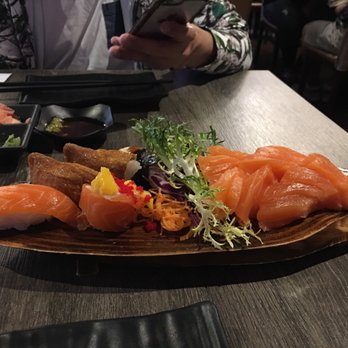 Mitsuki - Sushi Bars Near Me - Brossard, Quebec
