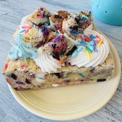 Crazy About Cupcakes - Funfetti Oreo Bar
