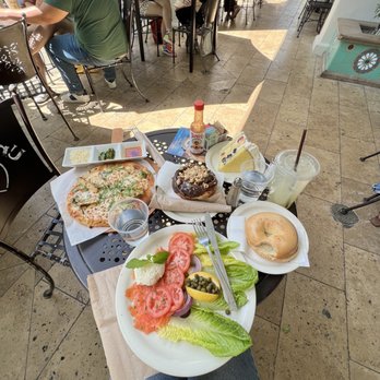 Urth Caffé-Pasadena - salmon Smoked Salmon Plate Brunch Entree & Pizza El Diablo & Berries and Cream Exquisite Cake, Nutella Girella Buns - Cafes Near Me - Pasadena, California Urth Caffé-Pasadena - salmon Smoked Salmon Plate Brunch Entree & Pizza El Diablo & Berries and Cream Exquisite Cake, Nutella Girella Buns - Cafes Near Me - Pasadena, California