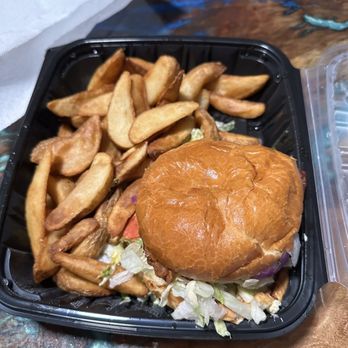 Bob's Burgers and Brew - Burgers Near Me - Puyallup, Washington
