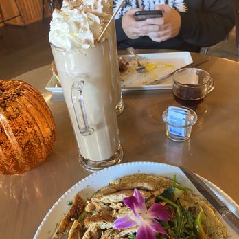 Tasty Experience Bistro - Breakfast & Brunch Near Me - Worcester, Massachusetts