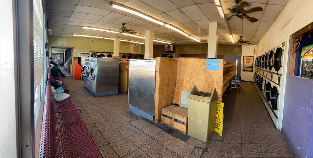 GREEN DRAGON LAUNDROMAT 14 Photos & 26 Reviews 67 W Lake Mead Pkwy