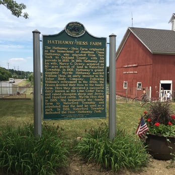 Hess-Hathaway Park - Parks Near Me - Waterford, Michigan