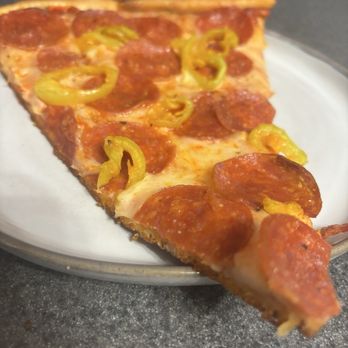 Five Points Pizza - Pepperoni and banana peppers - Italian Near Me - Nashville, Tennessee