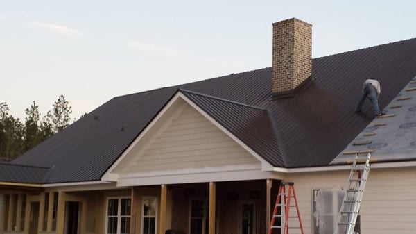 Sandefur Roofing Co Logo