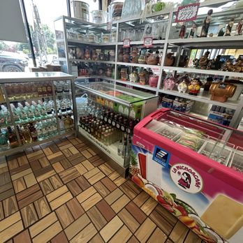 El Porvenir - Grocery Near Me - Cicero, Illinois