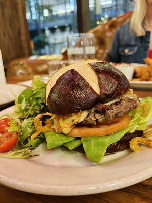 D4 Irish Pub & Cafe by null