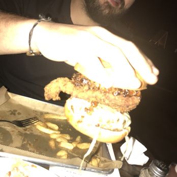 Boss Tapas Burger & Brew - Barnyard Boogie Burger - Burgers Near Me - Hialeah, Florida