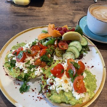 Sandwich Street Kitchen - Avocado Toast - Cafes Near Me - London, XGL Sandwich Street Kitchen - Avocado Toast - Cafes Near Me - London, XGL