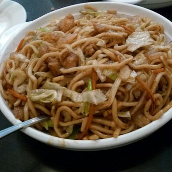 Red Lotus - Stir fry Shanghai noodles - yummy! - Chinese Near Me - Mississauga, Ontario