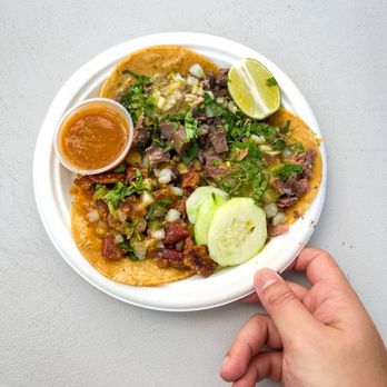Margaritas Taqueria - Tripe, Lengua, and Cabeza tacos - Food Trucks Near Me - Sunnyvale, California Margaritas Taqueria - Tripe, Lengua, and Cabeza tacos - Food Trucks Near Me - Sunnyvale, California