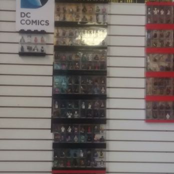 Slabbs - DC Lego minifigures. - Comic Books Near Me - Lawndale, California