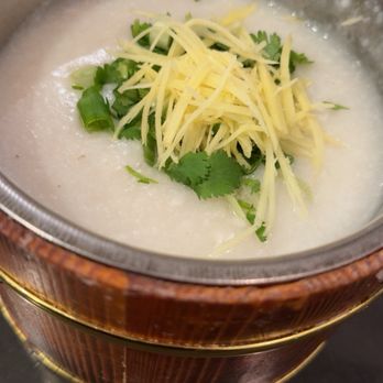 Canton Restaurant - Chao Ca Cho Cu - Fish congee with ginger garnish - Vietnamese Near Me - Westminster, California Canton Restaurant - Chao Ca Cho Cu - Fish congee with ginger garnish - Vietnamese Near Me - Westminster, California