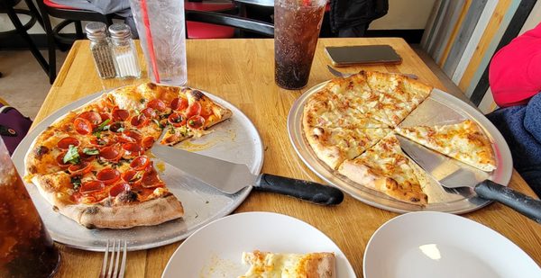Fat Tony's Pizzeria by null