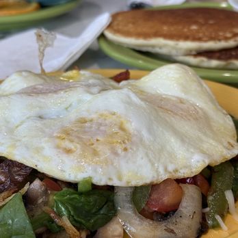Mandy's Breakfast House - Vegetable skillet - Breakfast & Brunch Near Me - Sonora, California Mandy's Breakfast House - Vegetable skillet - Breakfast & Brunch Near Me - Sonora, California