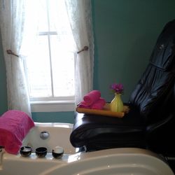 Nail Shack - If this chair is calling your name just call me and I'll get you in it!