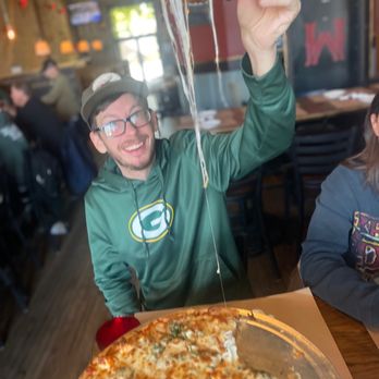 Fixture Pizza Pub - Cheese - Pizza Near Me - Milwaukee, Wisconsin