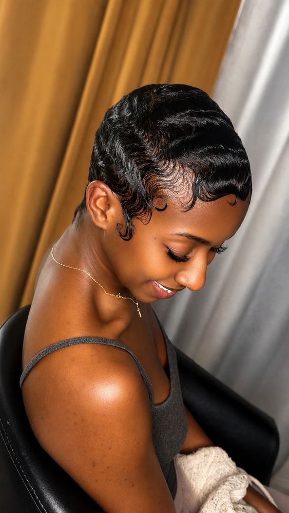 Hair By Vitchy Logo