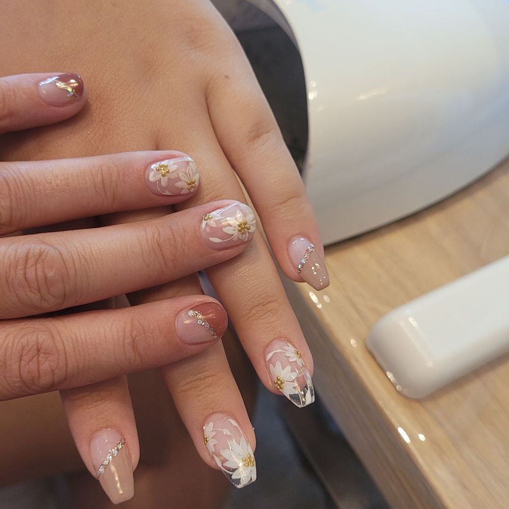 Nail Salon Ai - Sorta matching nails for mom and daughter - Nail Salons Near Me - Honolulu, Hawaii Nail Salon Ai - Sorta matching nails for mom and daughter - Nail Salons Near Me - Honolulu, Hawaii