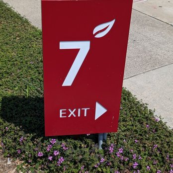 7 Leaves Cafe - Drive thru exit - Coffee & Tea Near Me - Lynwood, California