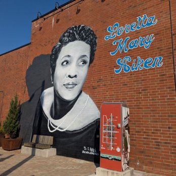 Loretta Aiken Mural - Public Art Near Me - Brevard, North Carolina Loretta Aiken Mural - Public Art Near Me - Brevard, North Carolina